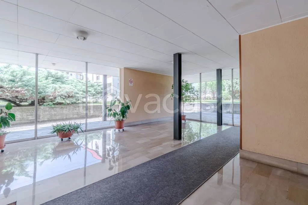 Entrée - Apartment with Balcony and Garden in Turin