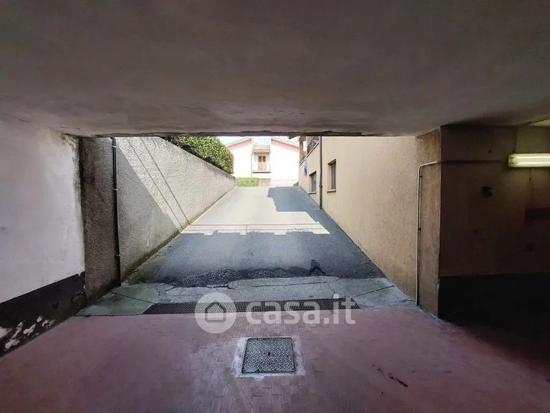 Garage - Trilocale with Terrace in Seriate