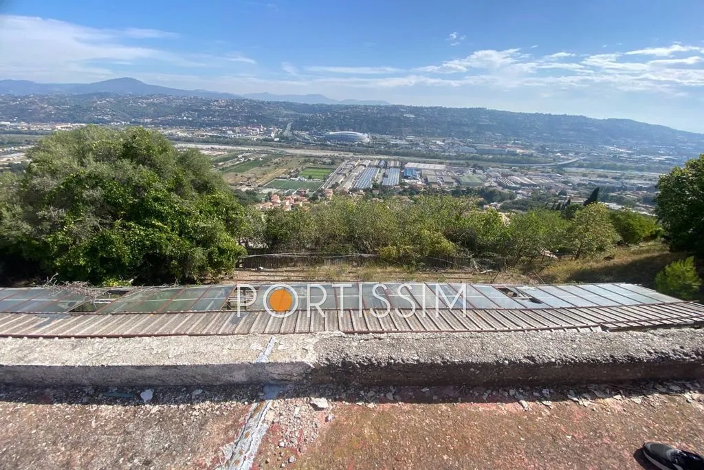 Jardin - Villa à Rénover avec Vue Mer à Saint-Laurent-du-Var