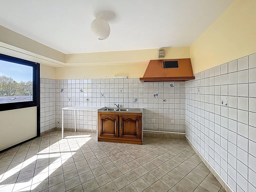 Cuisine - Appartement Duplex en Centre-Ville à Mayenne