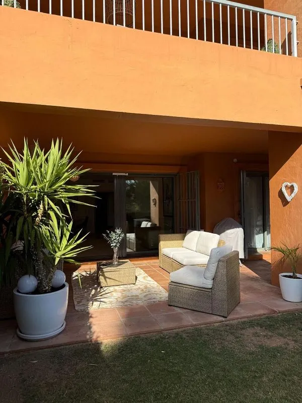 Terrasse - Modern Apartment with Pool in Estepona East
