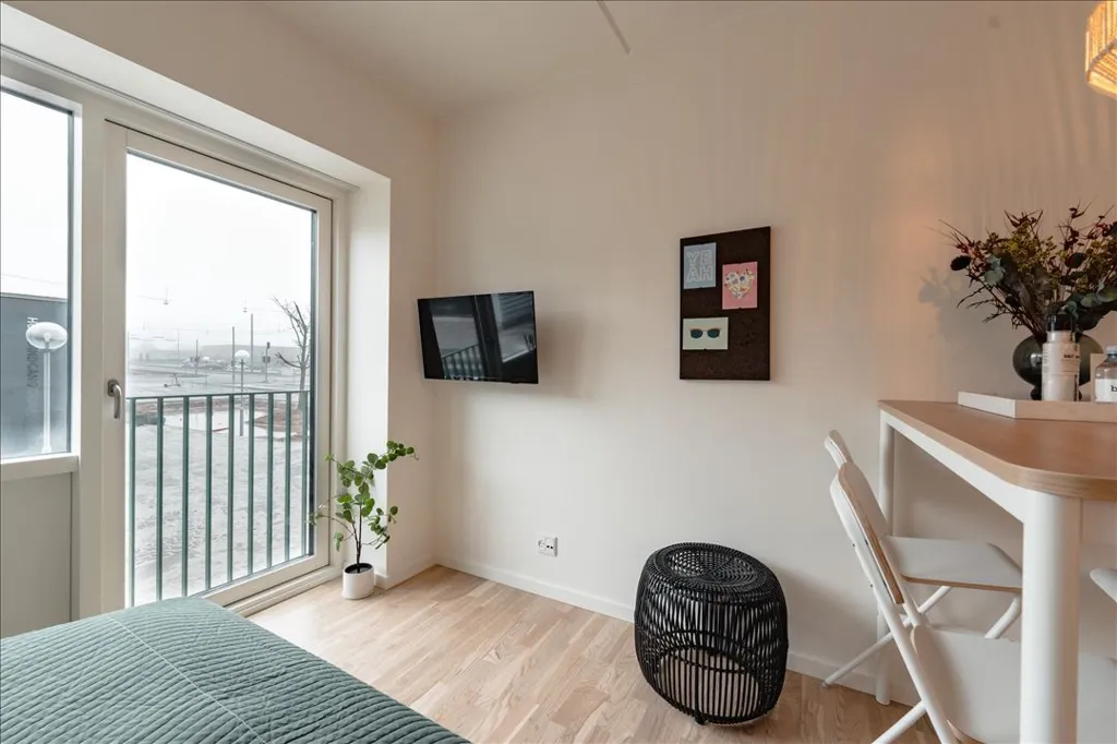 Rõdu - Studio Apartment with Balcony in Aarhus N