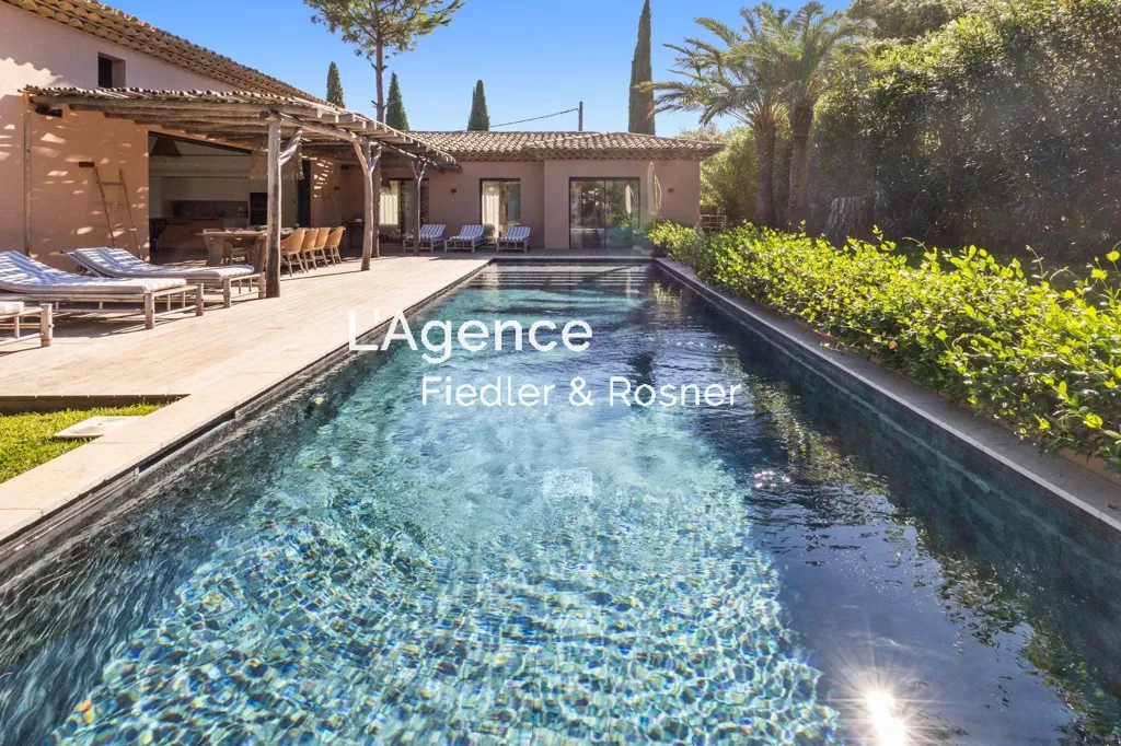 Bassein - Charming Villa with Pool near Saint-Tropez Centre