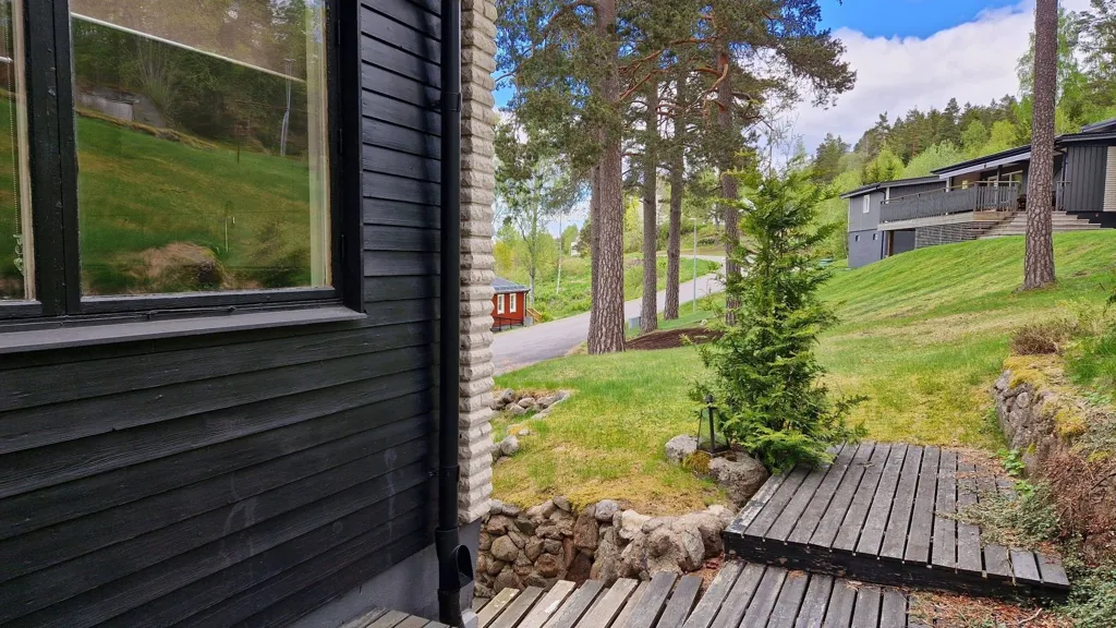 Jardin - Villa with Basement in Årjäng