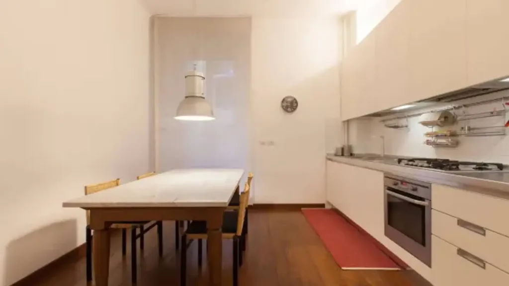 Köök - Modernised 2-Bedroom Apartment in Milan
