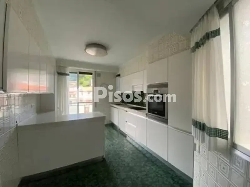 Cuisine - Apartment with Balcón Views in Eibar