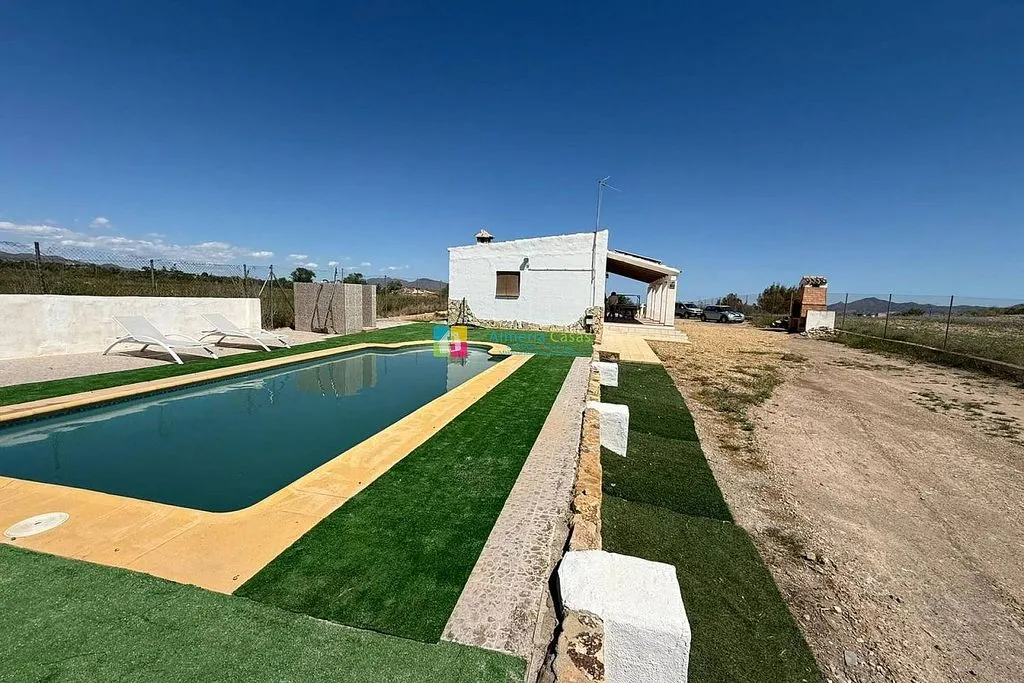 Bassein - Chalet with Pool near Huércal-Overa