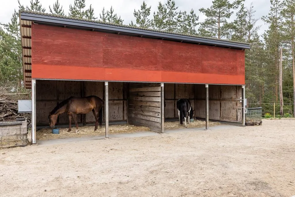 7-toaline maja asukohas Norrtälje kommun