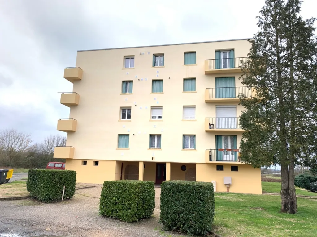 Välivaade - 3-Bed Apartment with Balcony in Digoin