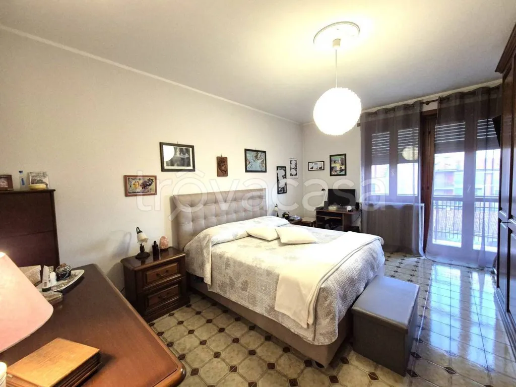 Chambres - Two-Storey Apartment with Balcony in Vinovo