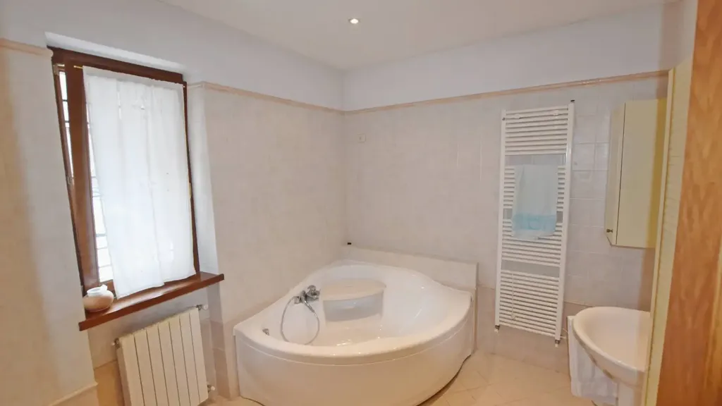 Salles de bain - Detached House with Garden in Mondovì
