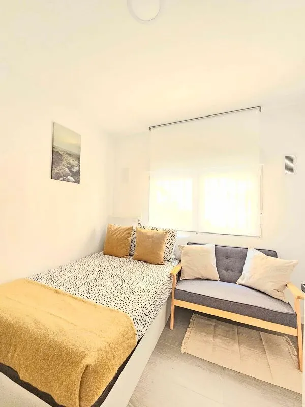 Furnished Studio in Urban Centre