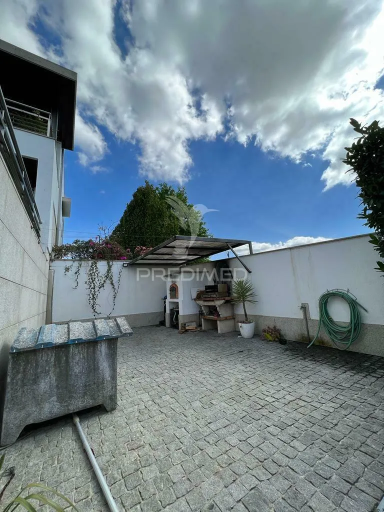 Jardin - Luxury Villa with Pool in Guimarães