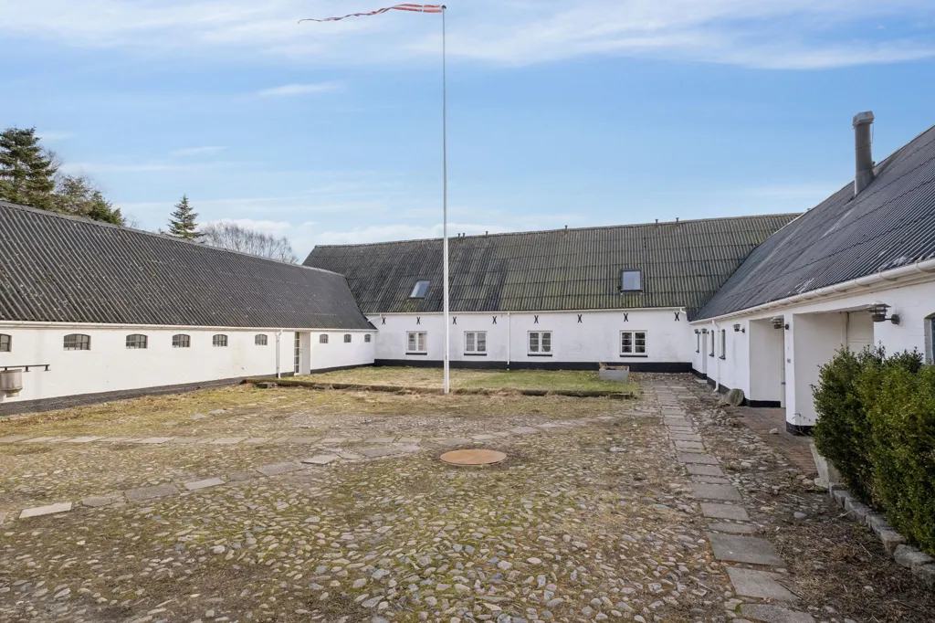8-toaline maja asukohas Hadsund
