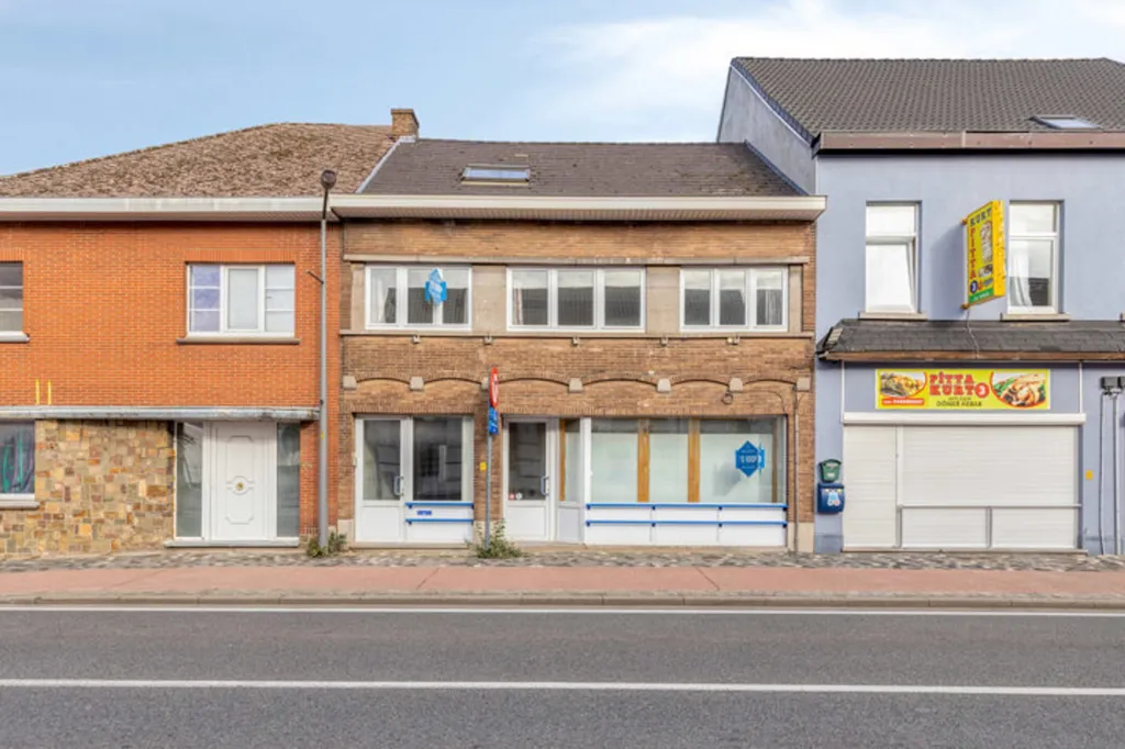 Extérieur - Maison Commerciale avec Terrasse au Centre d'Affligem