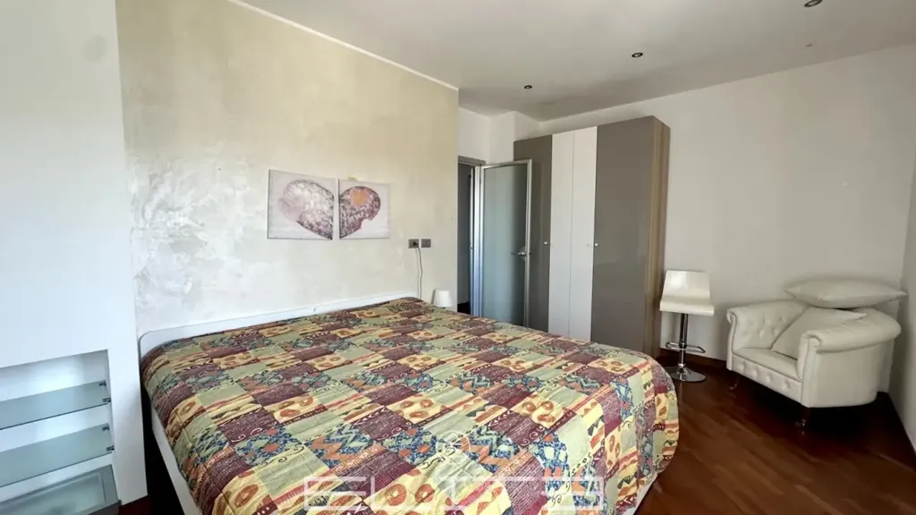 Bedrooms - Modernised Apartment with Balcony in Ancona