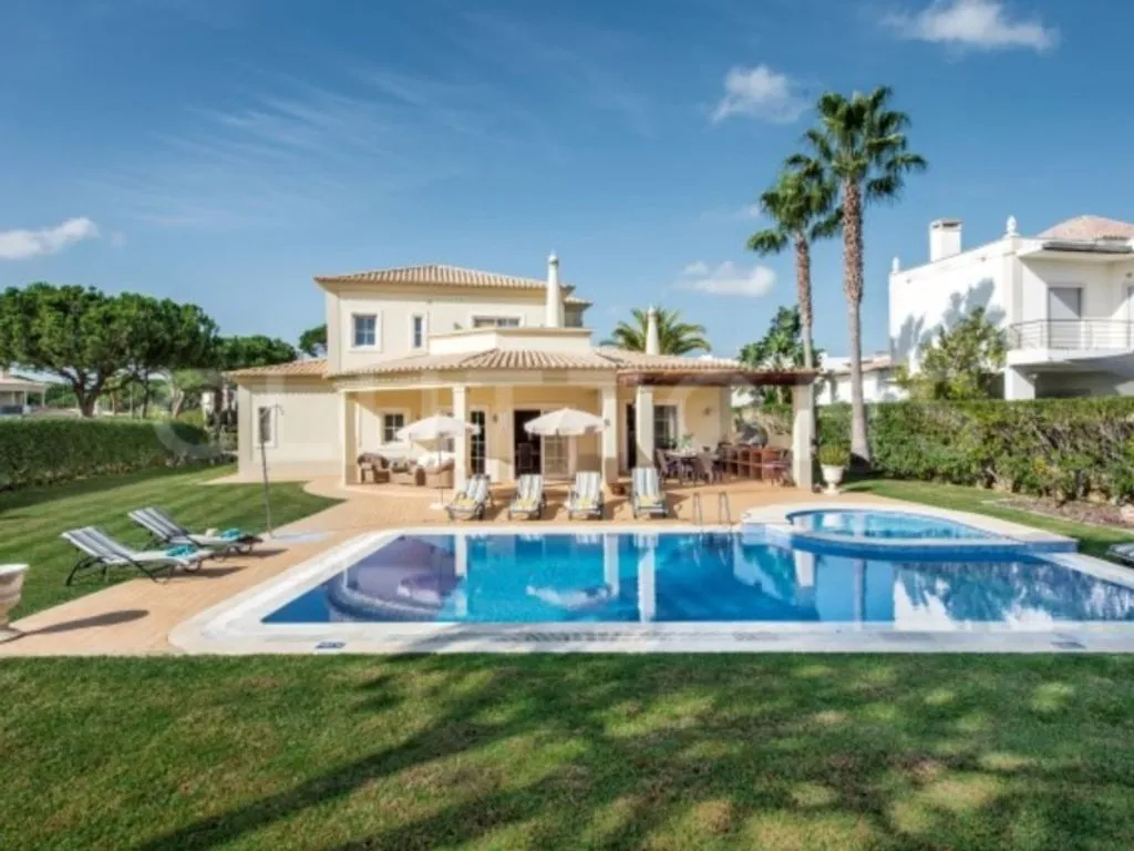 Bassein - Luxury Villa with Golf View in Vila Sol, Loulé