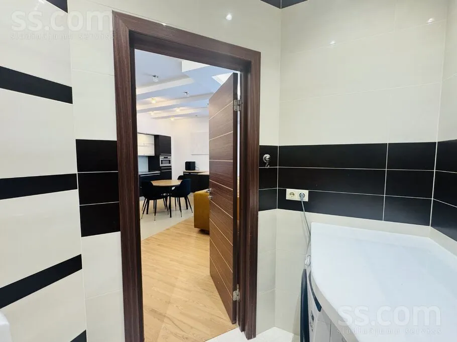 Salles de bain - 3-Bedroom Apartment with Terrace in Mārupe