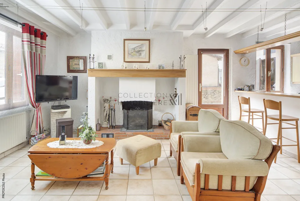 Séjour - Maison avec Piscine et Terrasses à Rieumes
