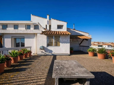 Terrass - Luxury Apartment with Terrace in Sète