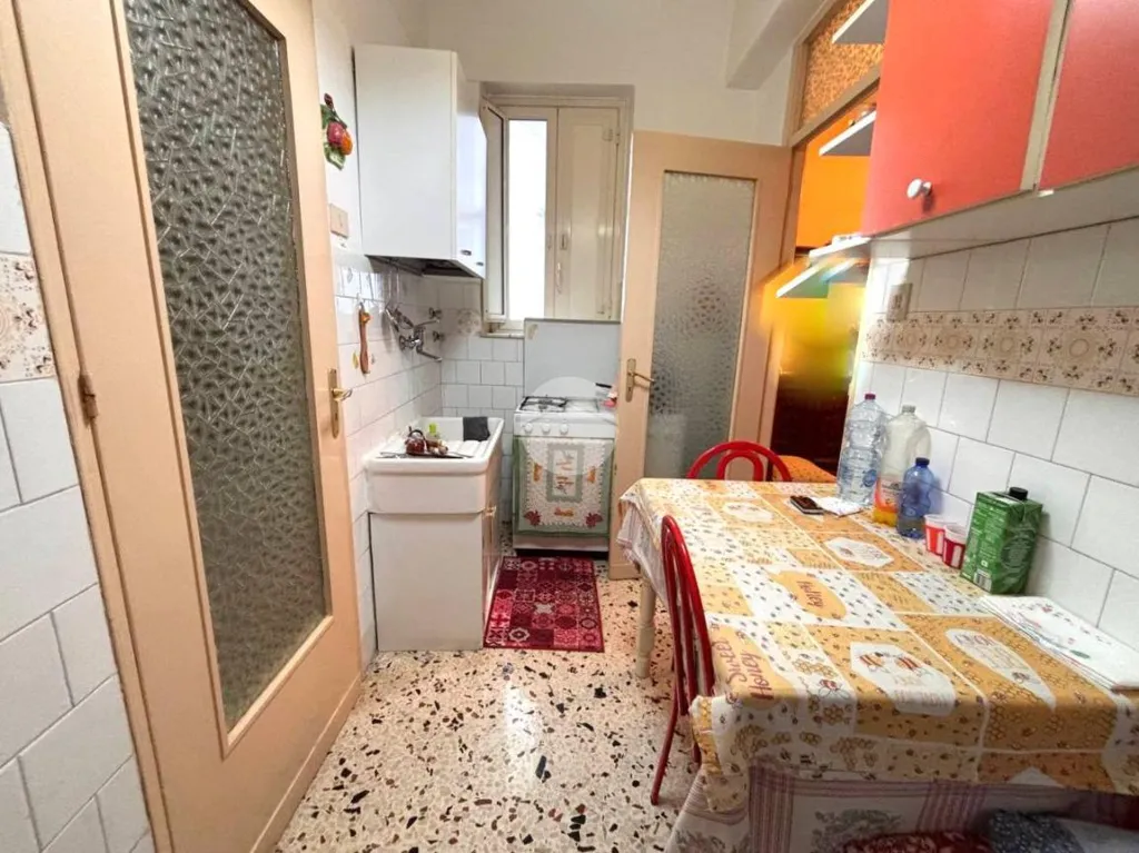 Köök - Twin-Storey Apartment with Balcony in Palermo