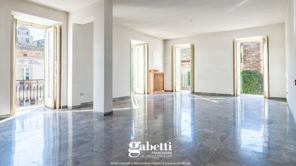 Elutuba - Historic Apartment with Balcony in Lanciano