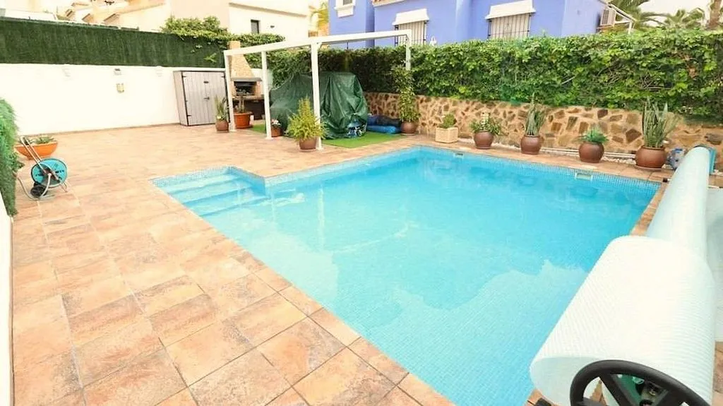Piscine - Luxury Villa with Pool in Villamartin
