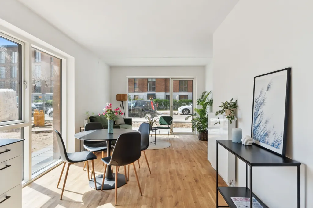 Sala da pranzo - 3-Bedroom Flat with Balcony in Brøndby