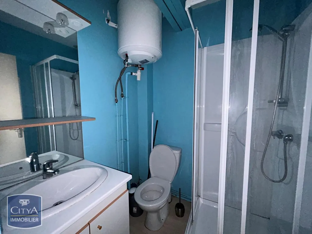 Salles de bain - Studio Meublé dans le Quartier Universitaire d'Arras