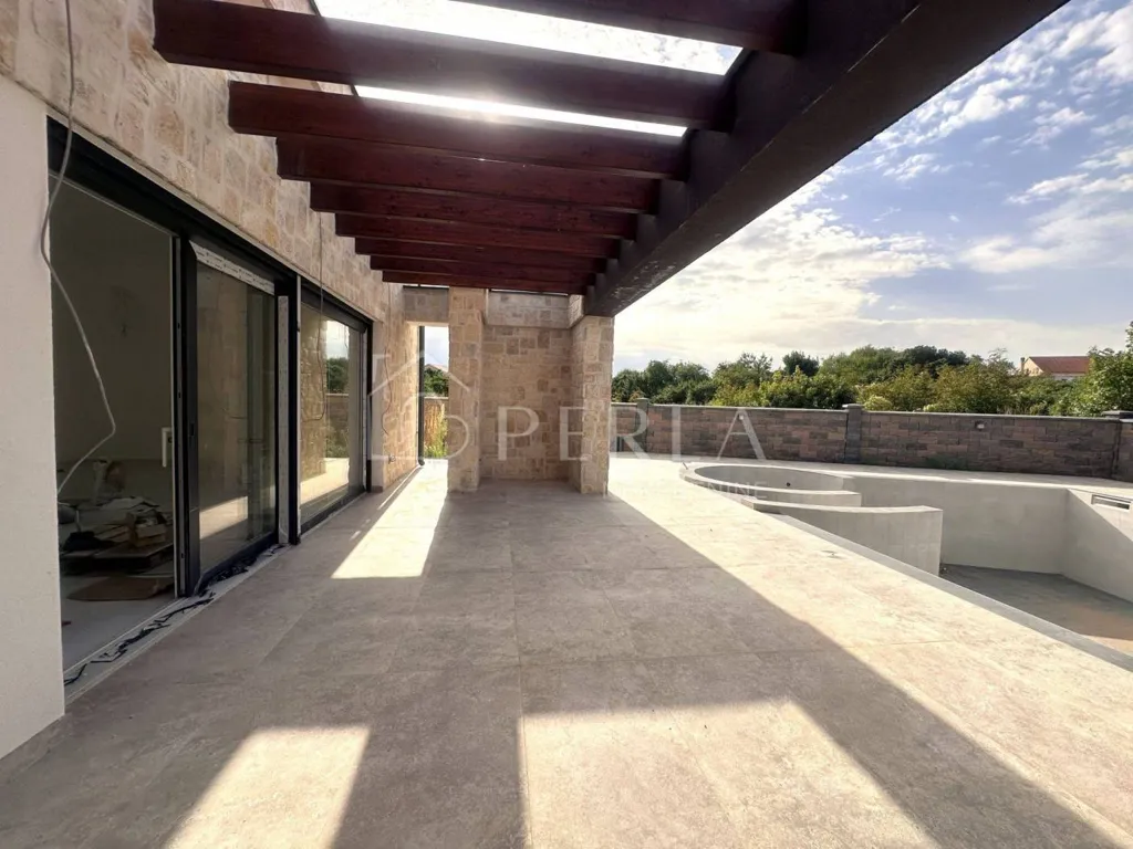 Terrasse - Modern Bungalow with Pool in Debeljak, Sukošan
