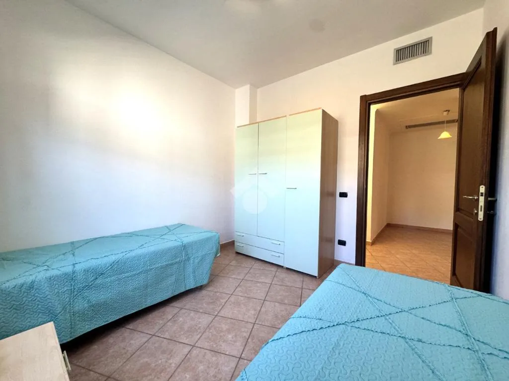 Magamistoad - Ground Floor Trilocale with Parking in Tortolì