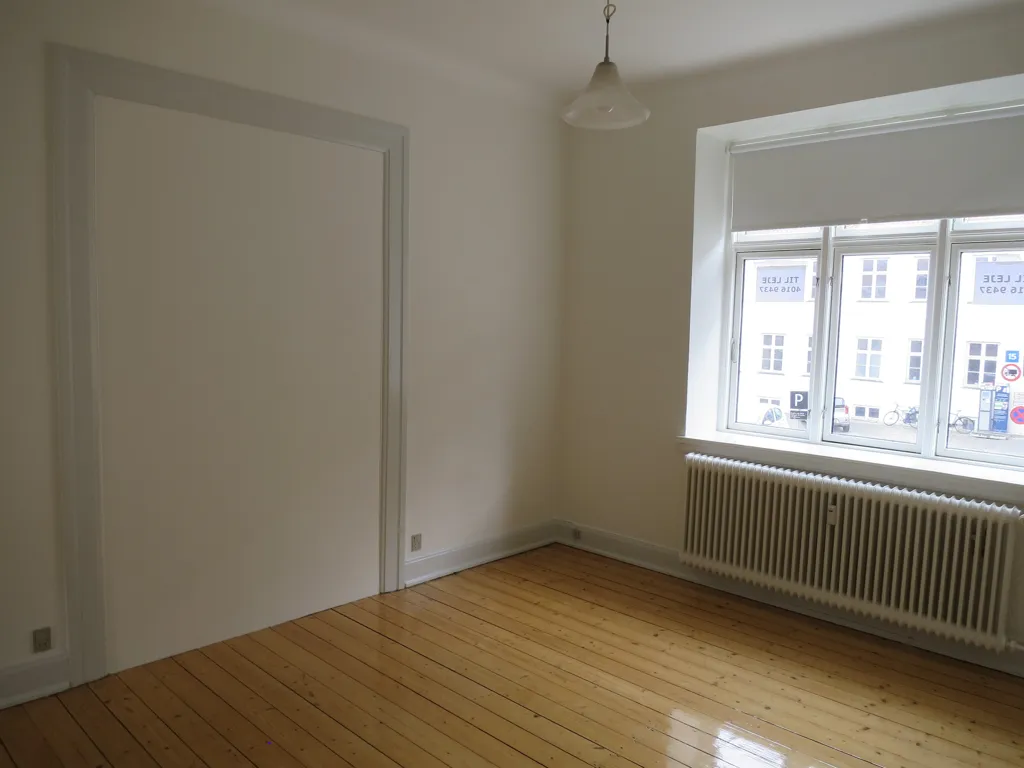 Pièces - Spacious Flat with 3 Rooms in Odense C