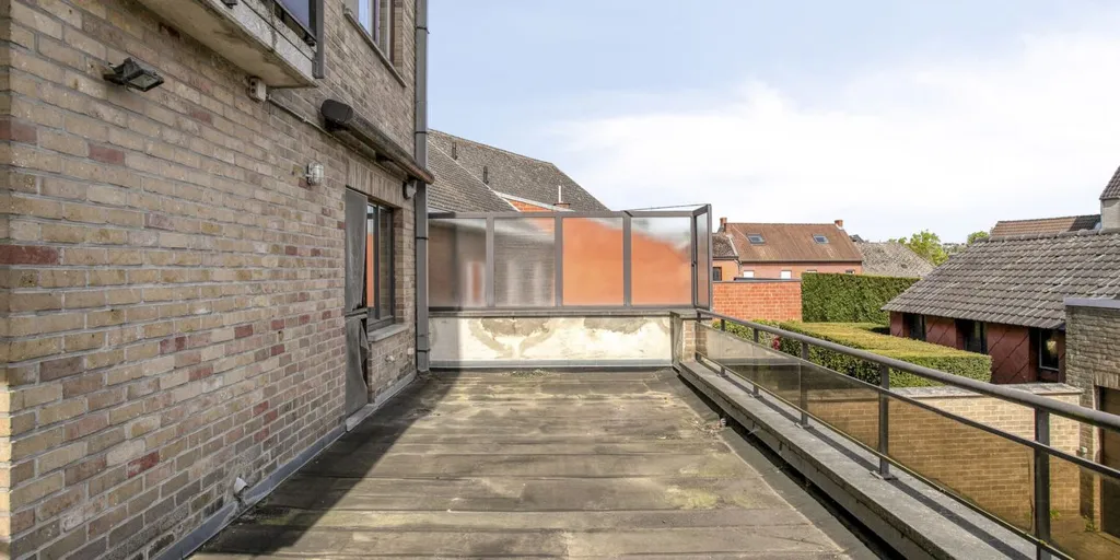 Rõdu - Bright Apartment with Terrace in Brakel Centre