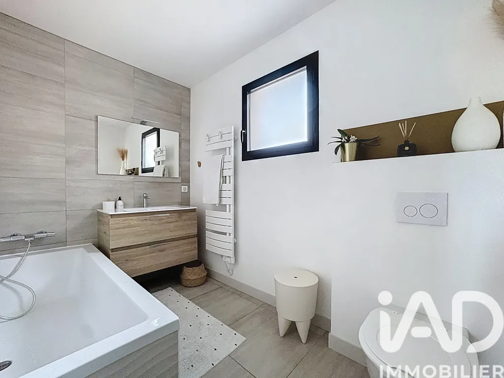Vannitoad - Contemporary Villa with Pool in Aussonne
