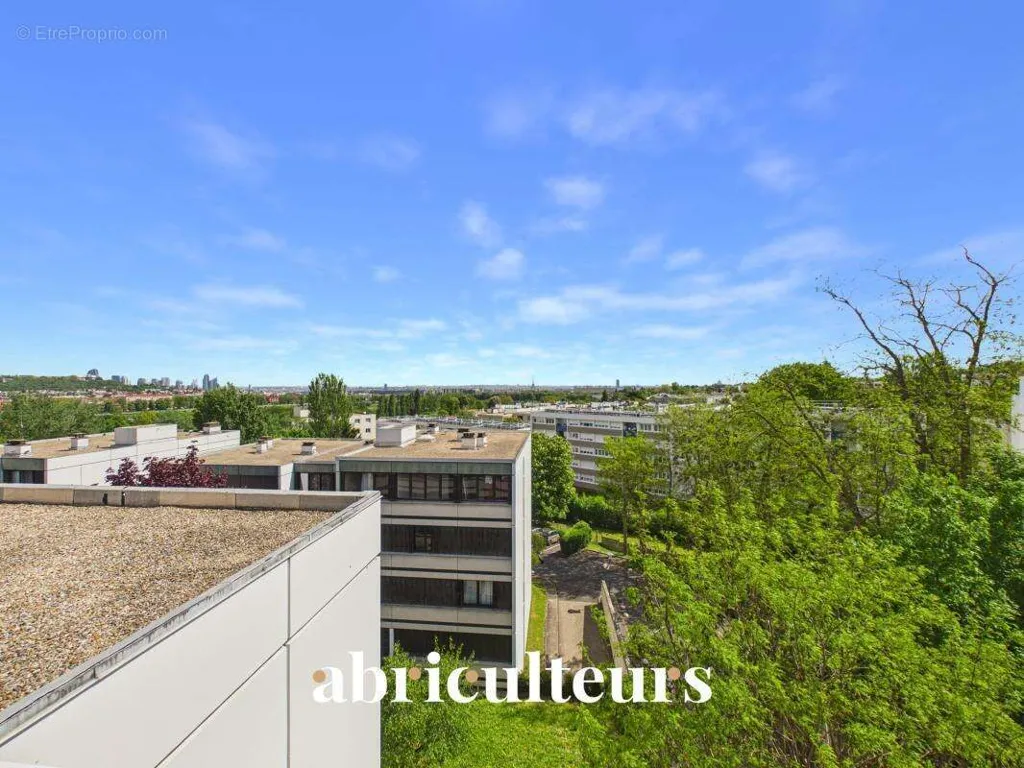 Balcone - Penthouse Apartment with Panoramic View in Garches