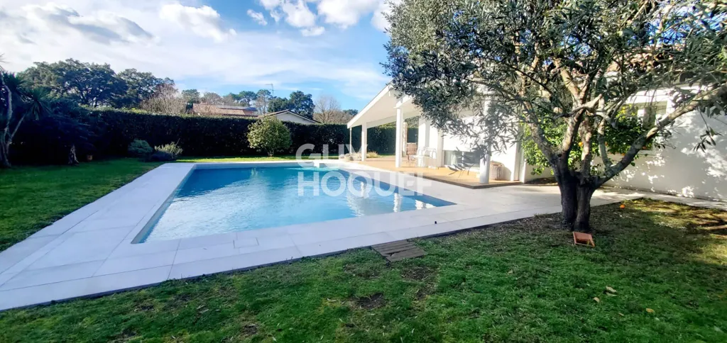 Pool - Renovated House with Pool in Tosse