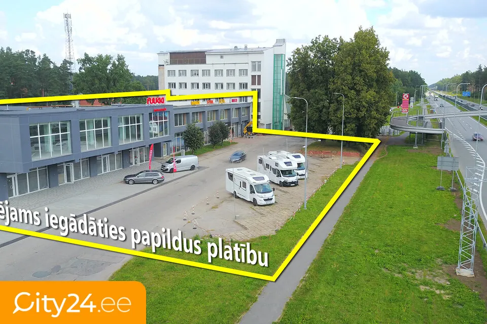 Vista aerea - Multi-Functional Building with Panoramic Lift in Riga