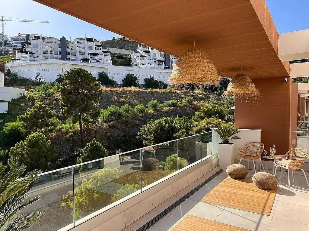 Balcon - Penthouse with Pool in Benahavís