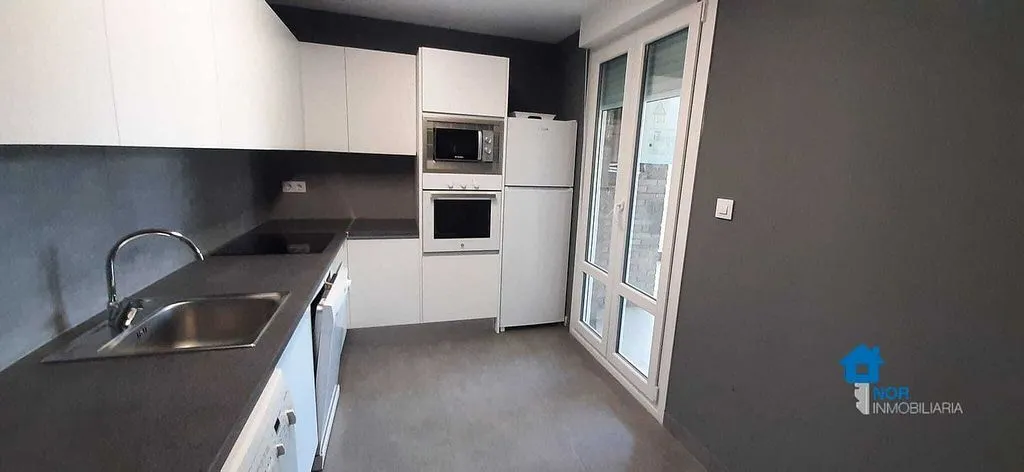 Köök - Beachfront Apartment with Terrace in Laredo