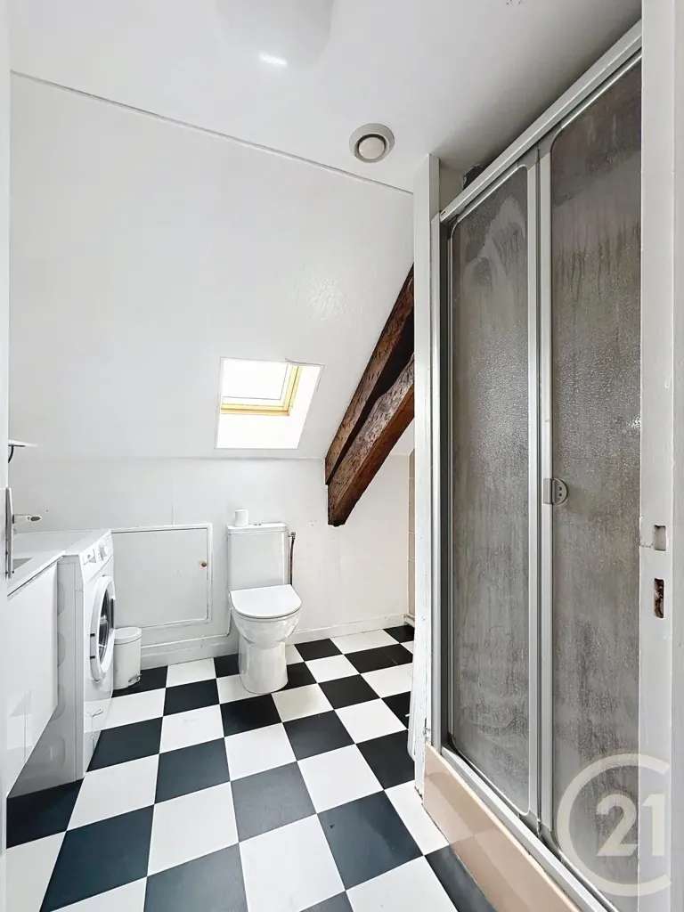 Vannitoad - Studio with Mezzanine in Compiègne