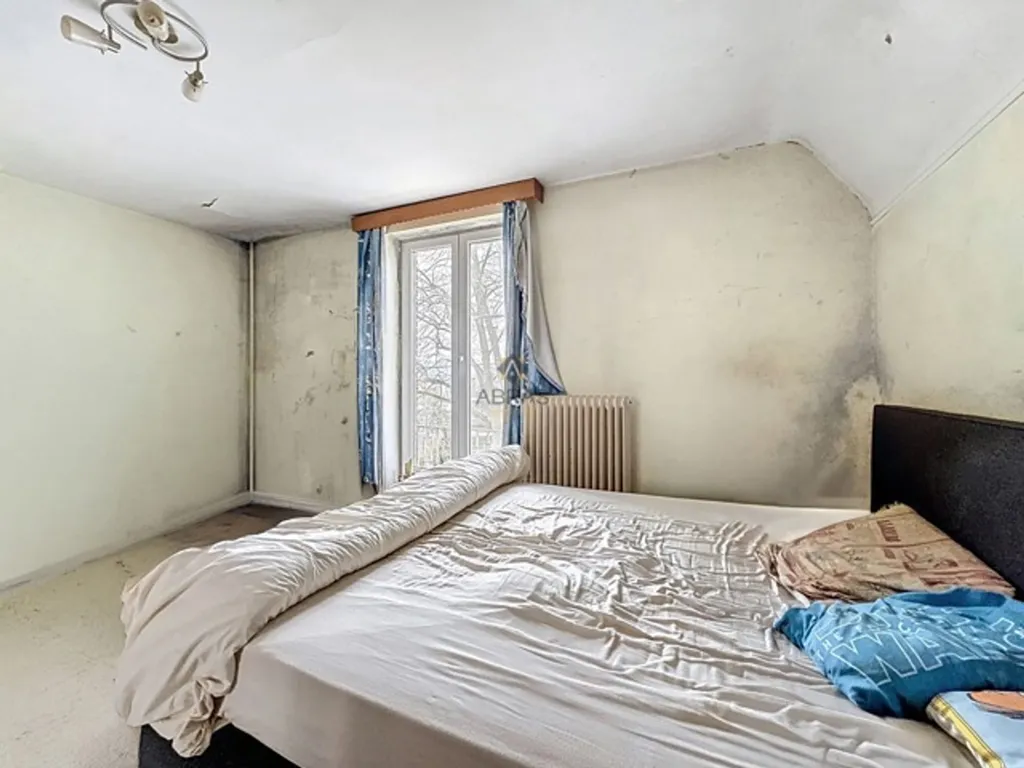Chambres - Maison 4 Façades à Rénover à Namur