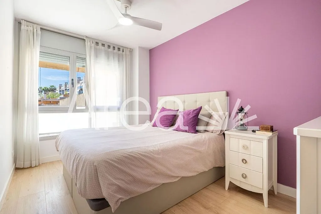 Apartment with Terrace in Parc Central, Mataró