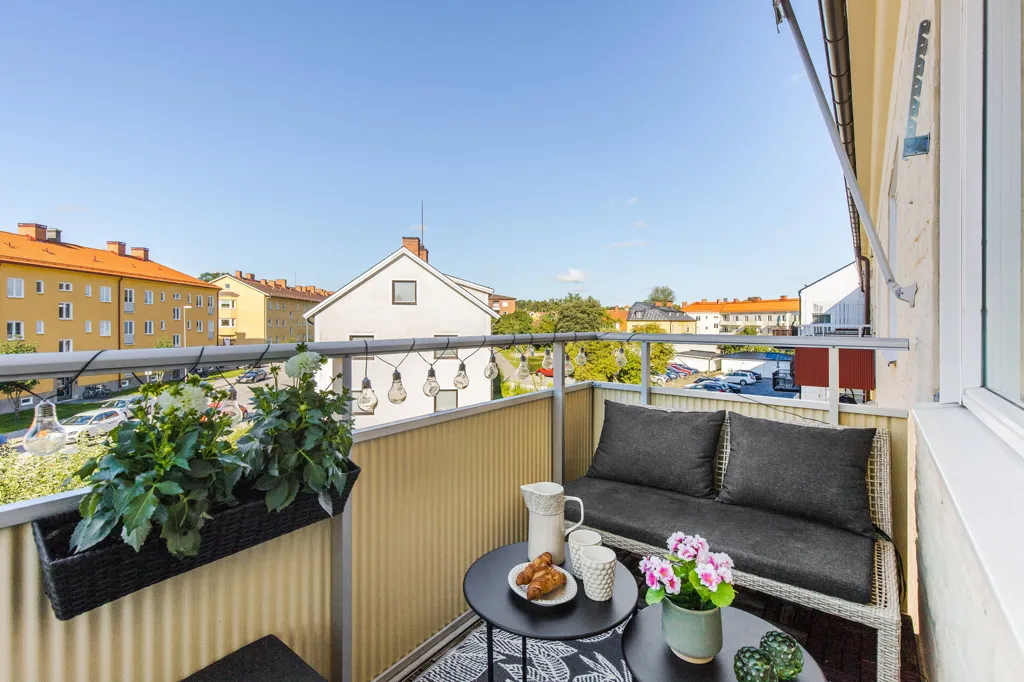 Balcon - Stylish Apartment with Balcony in Central Strängnäs