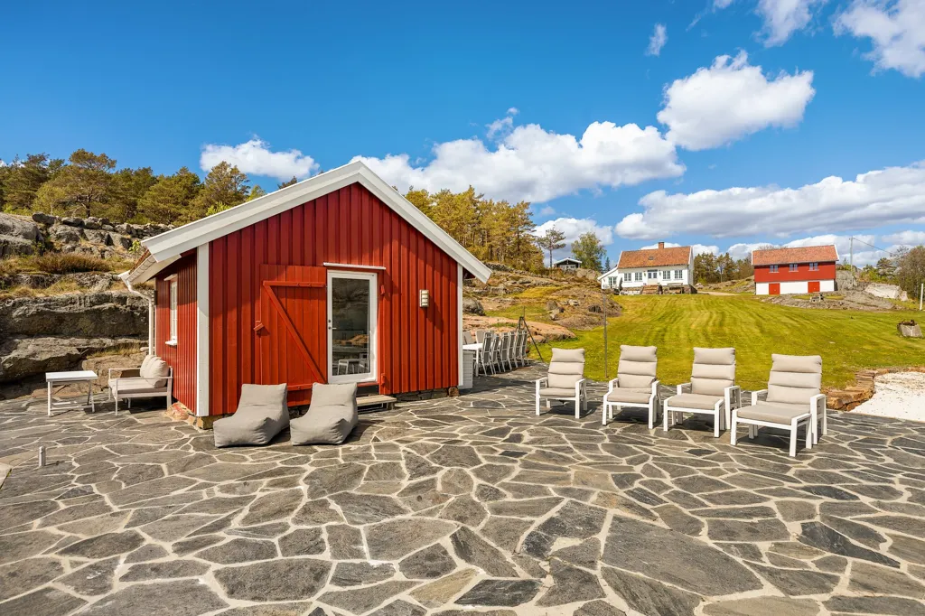 Terrasse - Waterfront Estate with 3 Cabins in Agder