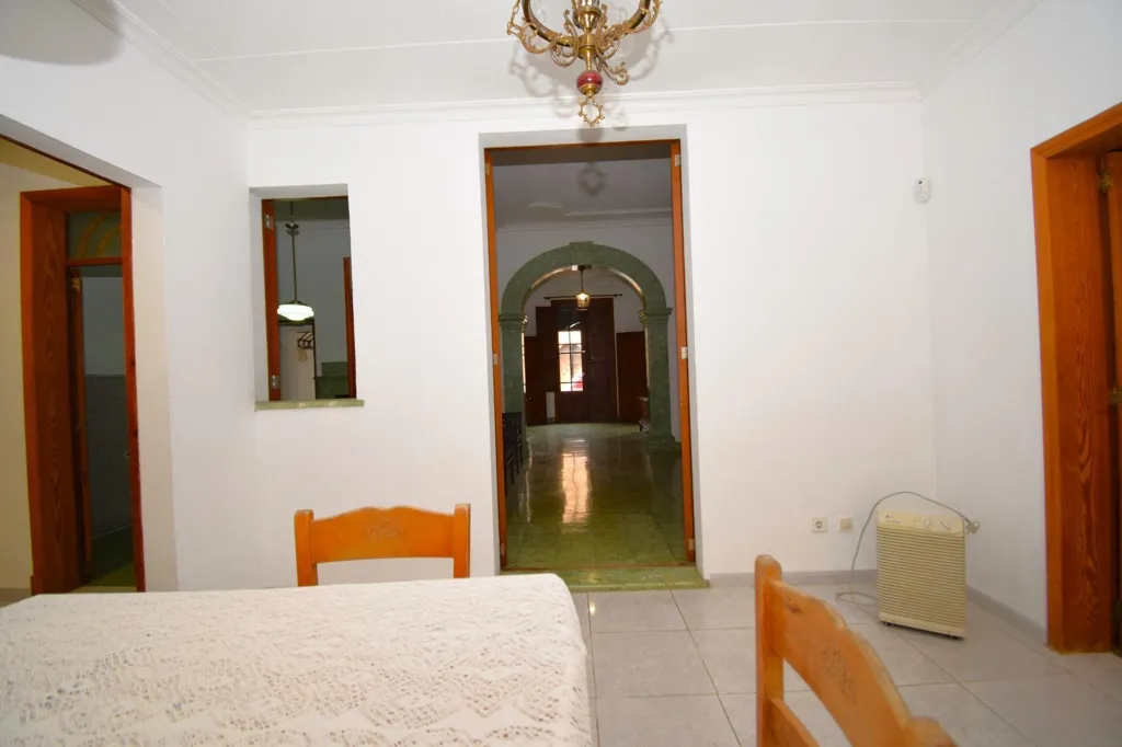 Söögituba - Charming Townhouse with Garage in Muro