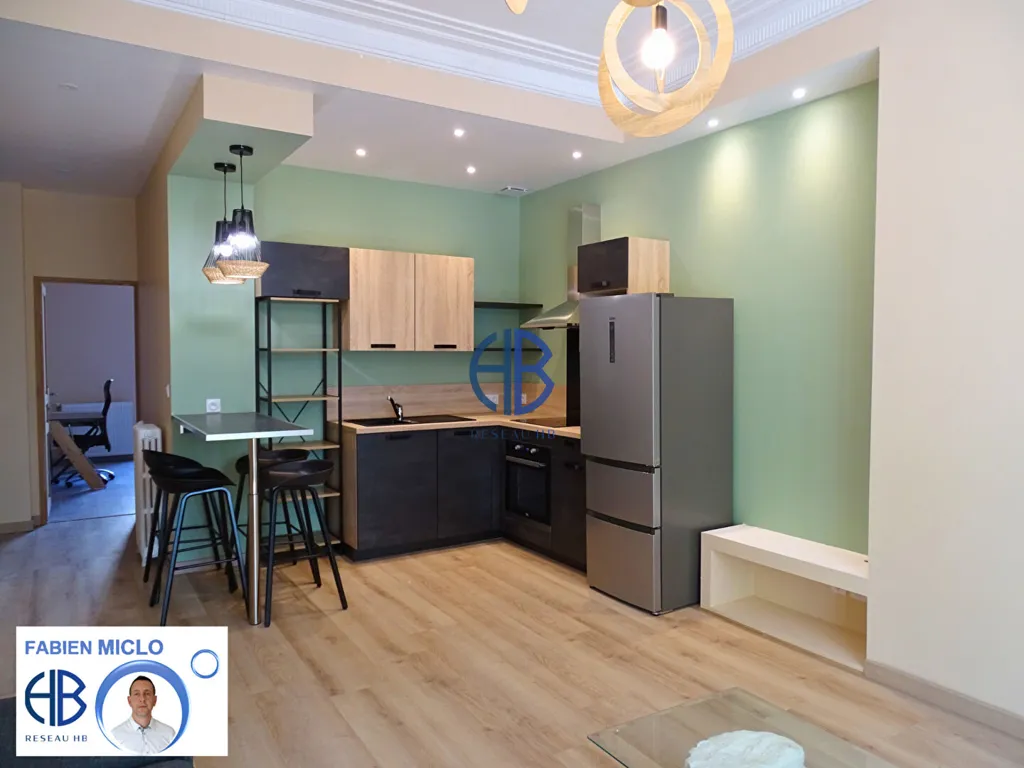 Köök - Renovated 3-Bed Flat with Balcony in Nice
