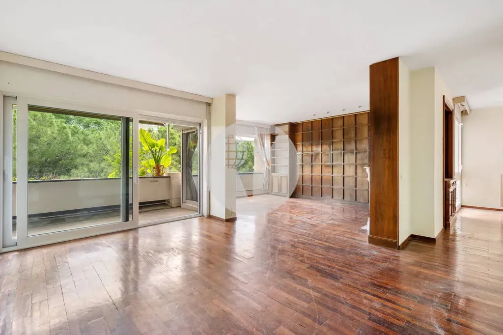 Living Room - Spacious Flat with Terrace in Exclusive Barcelona