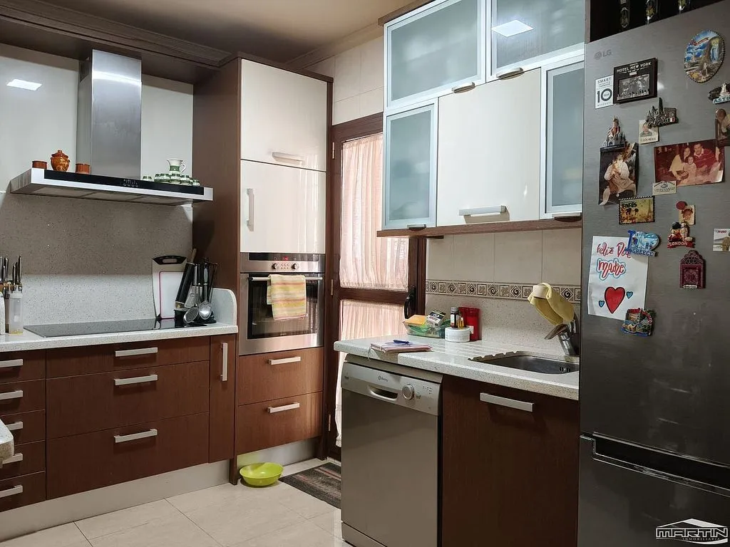 Cuisine - Terraced House with Terrace in Lucena