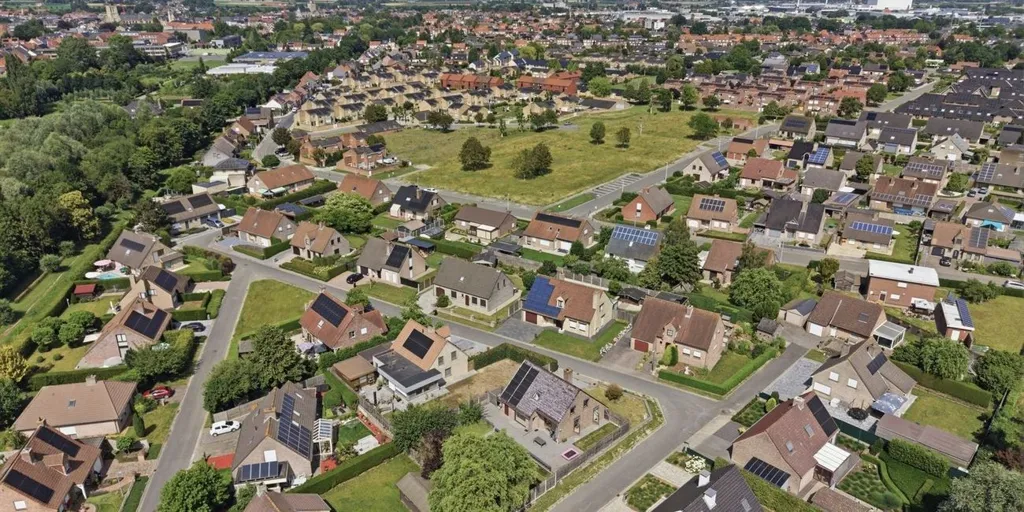 Vue aérienne - Maison Individuelle avec Jardin à Poperinge