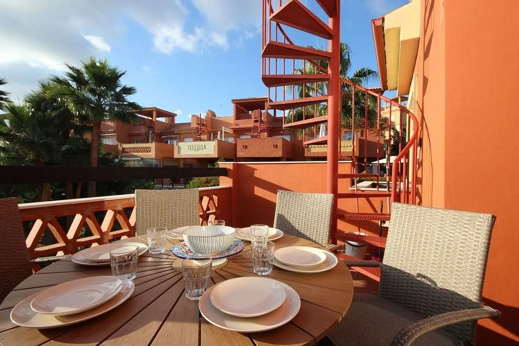 Rõdu - Duplex with Pool in Casco Antiguo